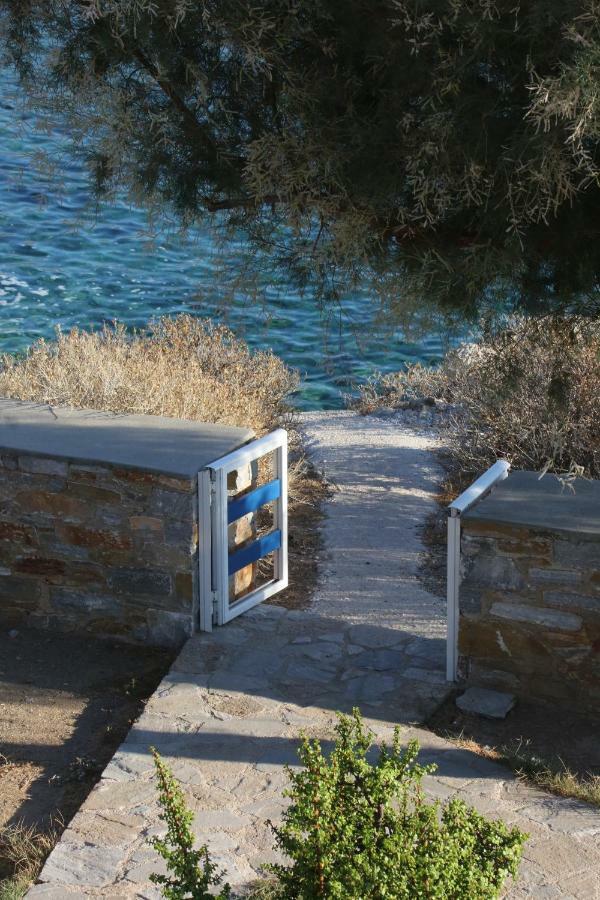 Отель Peaceful Bay Мегас-Ялос-Нитес Экстерьер фото